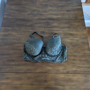 Victoria's Secret Body by Victoria Line Demi Bra 34DD
